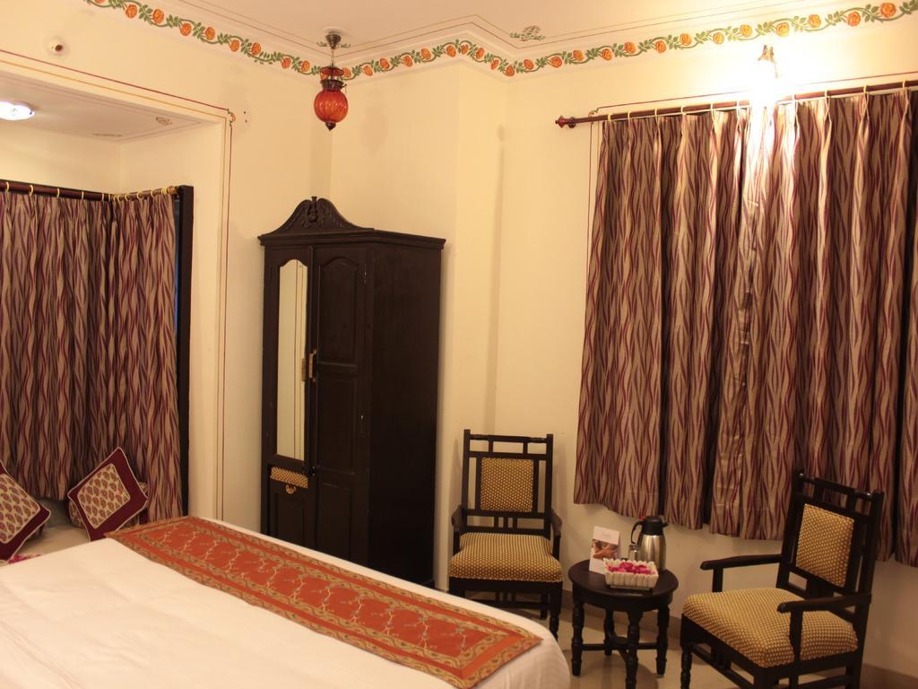 Hotel Mahima Palace Udaipur Exterior foto