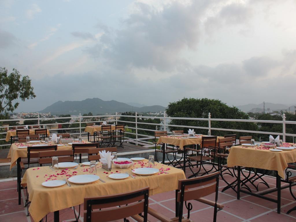 Hotel Mahima Palace Udaipur Exterior foto